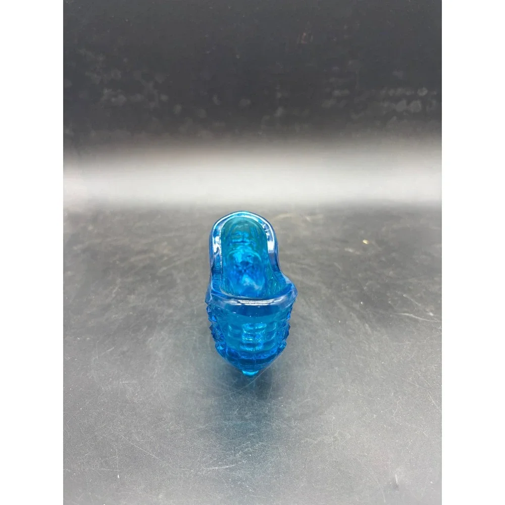 Vintage Blue Glass Slipper Daisy and Button Pattern Shoe Figurine‎